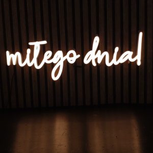 ¡Buen día! - Letras 3D Frontlit